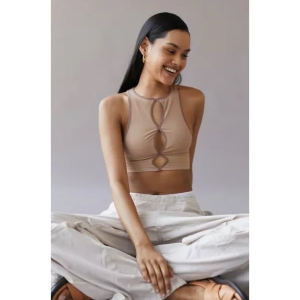 Urban Outfitters Out From Under Violetta Seamless Cutout Crop Top M/L